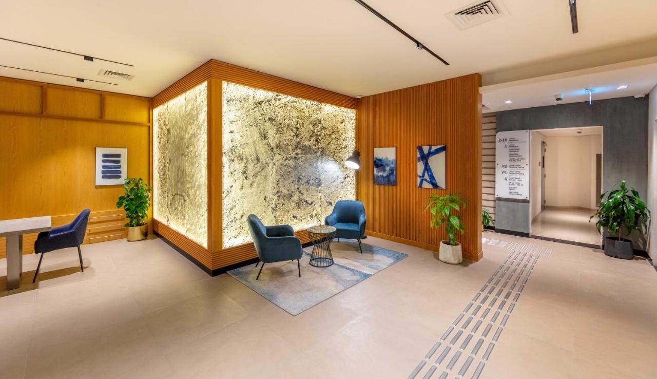 Expo Village Serviced Apartments Дубай Екстериор снимка