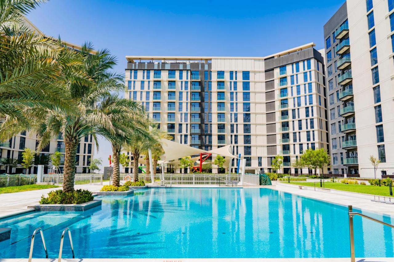 Expo Village Serviced Apartments Дубай Екстериор снимка