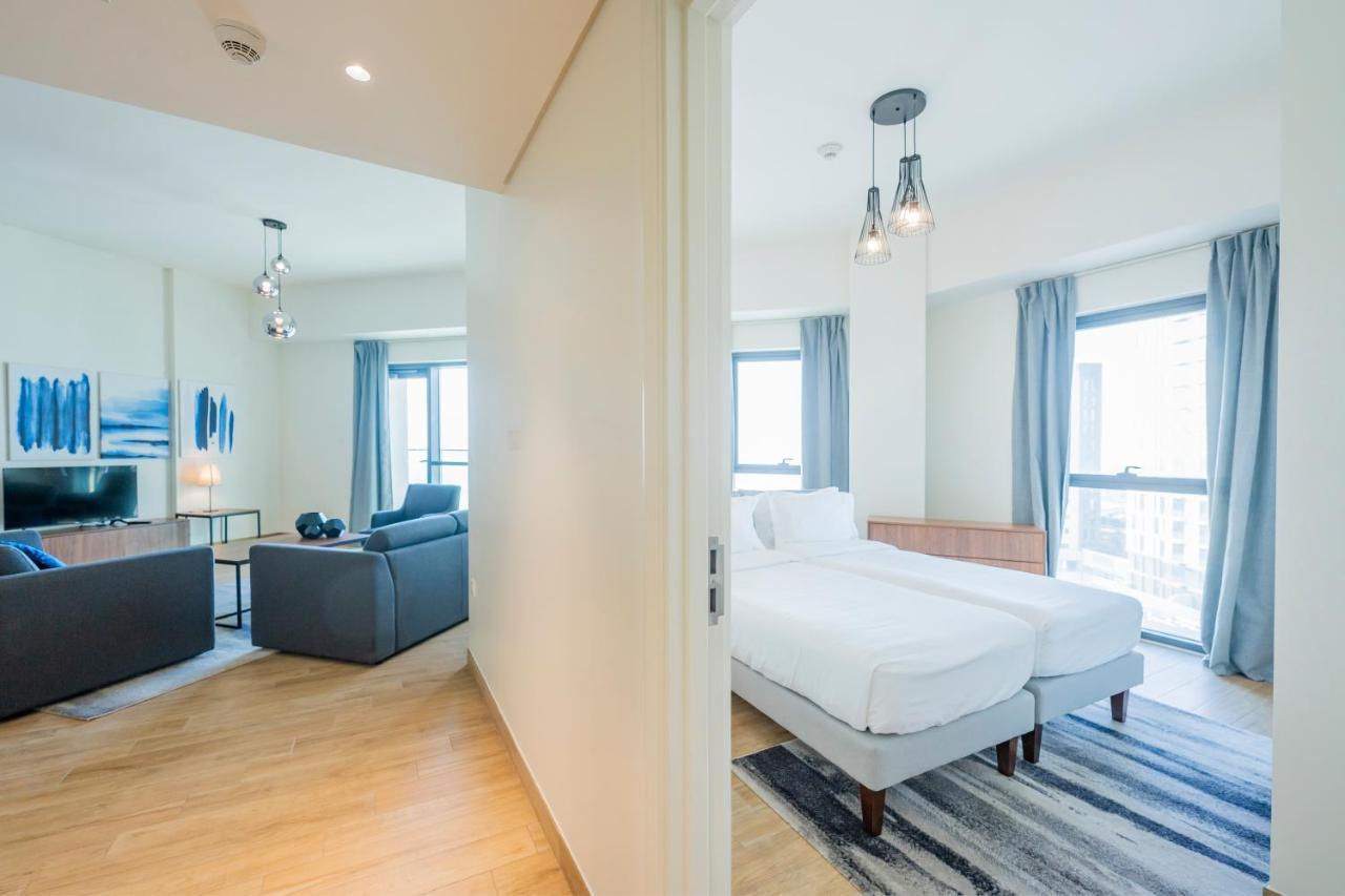 Expo Village Serviced Apartments Дубай Екстериор снимка