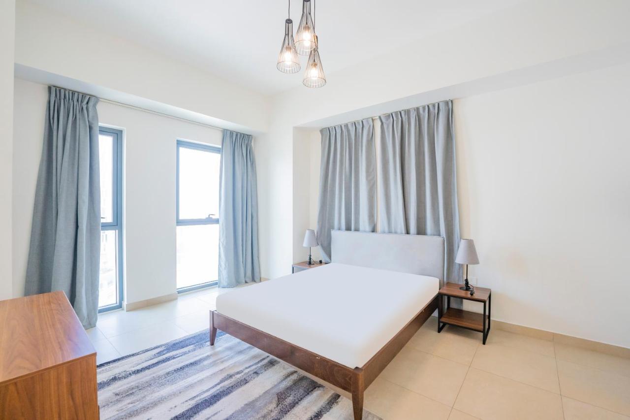 Expo Village Serviced Apartments Дубай Екстериор снимка