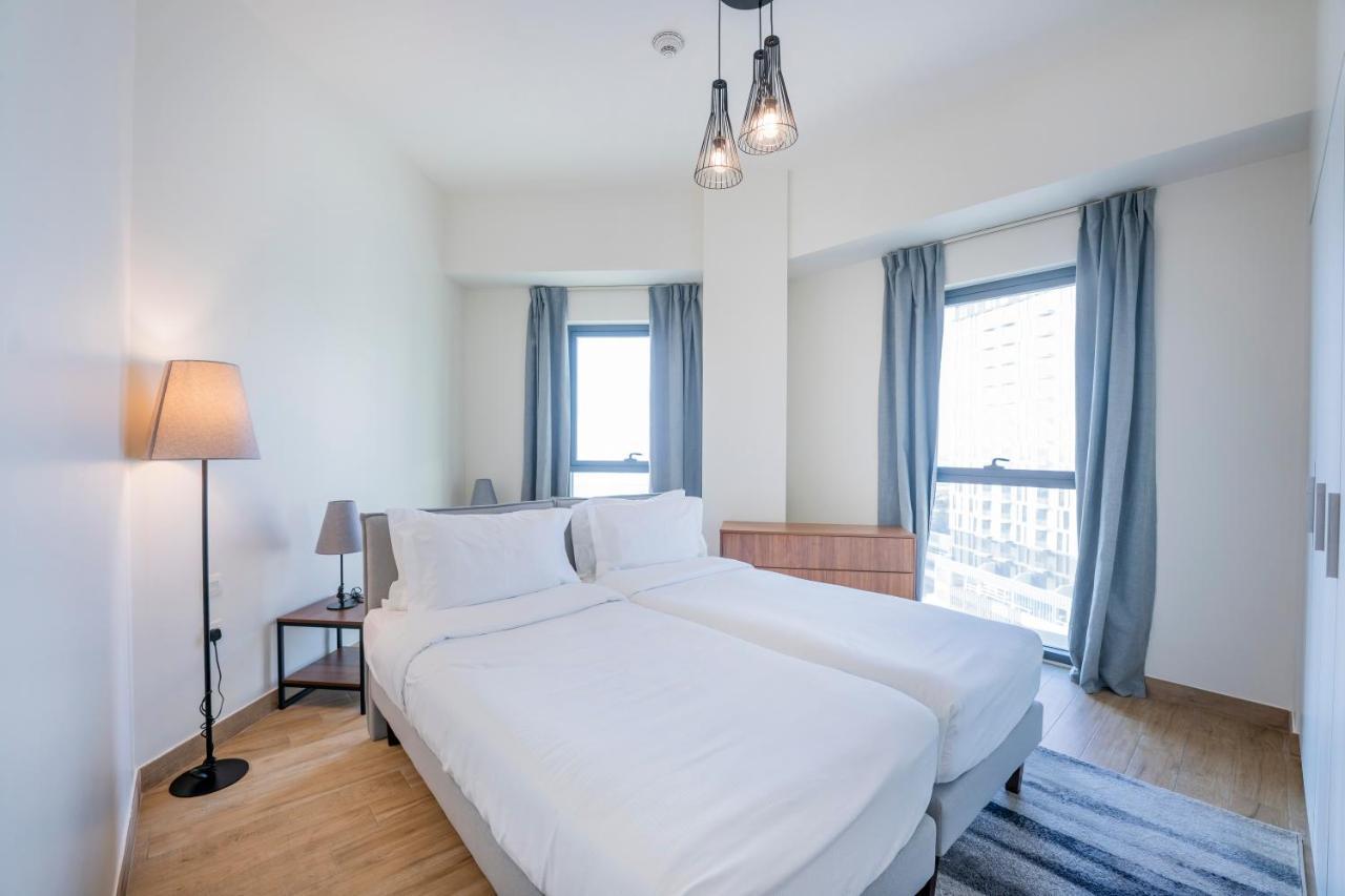 Expo Village Serviced Apartments Дубай Екстериор снимка