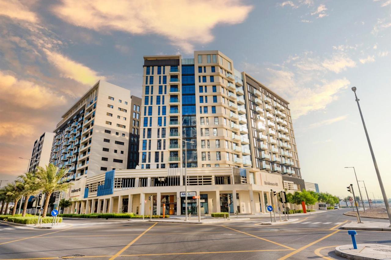 Expo Village Serviced Apartments Дубай Екстериор снимка