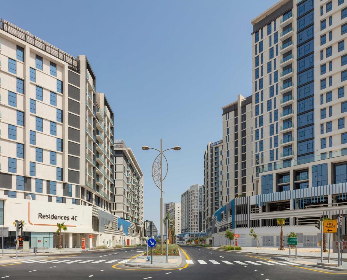 Expo Village Serviced Apartments Дубай Екстериор снимка